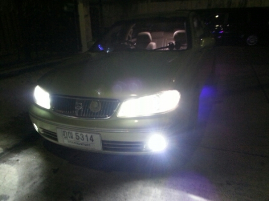 นิสสันนีโอ 1.8 ปี04 ABS AIRBAG ออโต่ รถสวย ไฟแต่งทั้งคัน