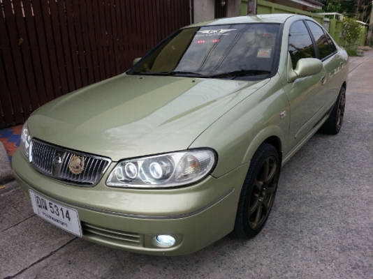 นิสสันนีโอ 1.8 ปี04 ABS AIRBAG ออโต่ รถสวย ไฟแต่งทั้งคัน
