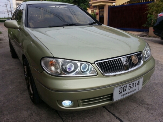 นิสสันนีโอ 1.8 ปี04 ABS AIRBAG ออโต่ รถสวย ไฟแต่งทั้งคัน