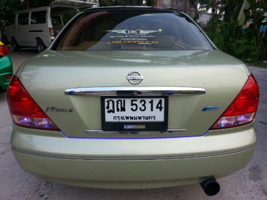 นิสสันนีโอ 1.8 ปี04 ABS AIRBAG ออโต่ รถสวย ไฟแต่งทั้งคัน