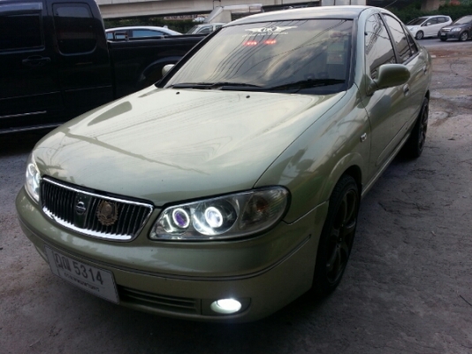 นิสสันนีโอ 1.8 ปี04 ABS AIRBAG ออโต่ รถสวย ไฟแต่งทั้งคัน