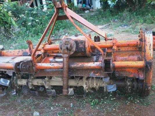 ขายโรโตรี่รถไถใหญ่ยี่ห้อโฮเวิรด์ ขายโรโตรี่รถไถใหญ่ยี่ห้อโฮเวิรด์