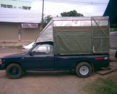 ขายหลังคาลูกกรงทรงสูงตอนเดียว มีผ้าใบด้านข้าง