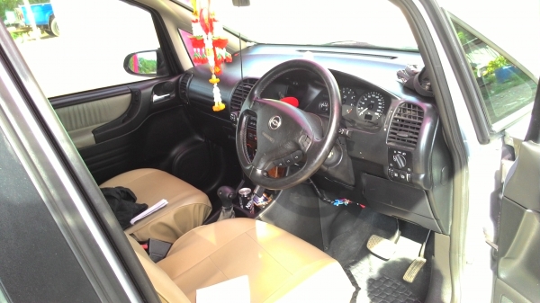 ขายครับ...รถดี  CHEVROLET ZAFIRA.LUXURY.TOURING 7ที่นั้ง ปี 2002 รถสวย ถุงลมนิรภัย คู่หน้า abs ดิด 4 ล้อ กระจกไฟฟ้า ปรับข้างไฟฟ้า ล้อ MAX พวงมาลัยพาวเวอร์ แอร์เย็น เบาะหนัง   เดิมพล้อมใช้สวย เครื่องยนร์แน่น ช่วงล่างพลัอม เครื่อง 2.2 เบนซิน