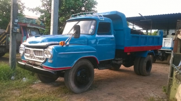 ขาย 6 ล้อดั้มหัวยาว สภาพพร้อมใช้ คัสซีสวย เครื่อง 6BF1 185 แรงม้า เฟืองท้าย FUSO พวงมาลัยพาวเวอร์ ยางเต็ม ทะเบียนเต็มพร้อมโอน ราคาต่อรองได้