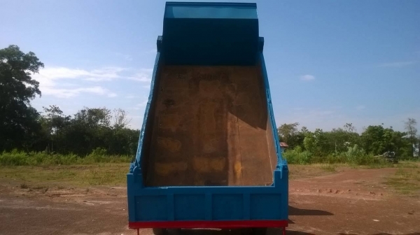 ขาย 6 ล้อดั้มหัวยาว สภาพพร้อมใช้ คัสซีสวย เครื่อง 6BF1 185 แรงม้า เฟืองท้าย FUSO พวงมาลัยพาวเวอร์ ยางเต็ม ทะเบียนเต็มพร้อมโอน ราคาต่อรองได้