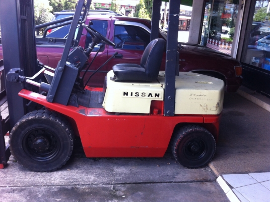 โฟล์คลิฟ NISSAN 2.5 ตัน