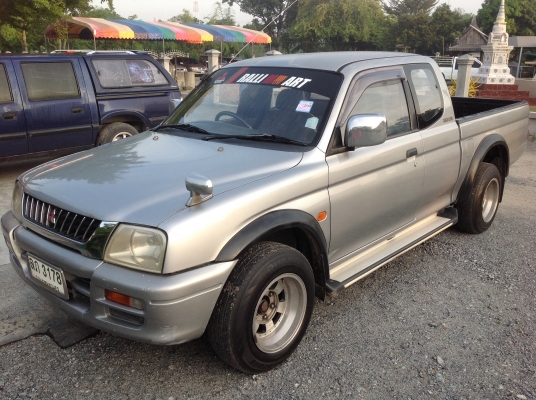 มิตซูบิชิ สตราด้าแค็ป เครื่อง 2800 ปี 2000