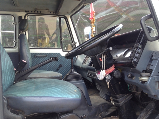 ขายตามสภาพค่ะ 6 ล้อ ROCKY เครื่อง 195 กระบะยาว 7.20 เมตร สูง 2.20 เมตร กว้าง 2.45 เมตร ยาง 900 ขอบ 20 รถใช้งานปกติ พร้อมทะเบียนค่ะ คุยกันก่อนค่ะ จัดไฟแนนซ์ได้ค่ะ