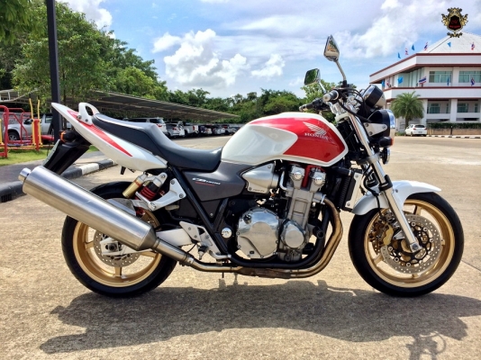 HONDA CB 1300CC ปี05 สภาพใหม่ สวยมาก ทะเบียนแท้ สมอ. โอนขนส่ง 259,000 -