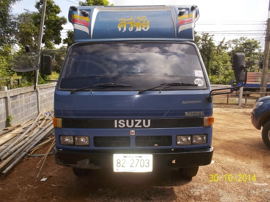 ขาย 6ล้อ NPR 59LU5 FM ปี 38 ขาย 6ล้อ NPR 59LU5 FM ปี 38