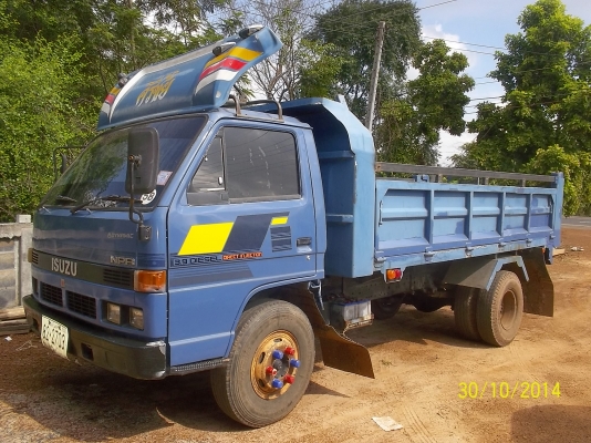 ขาย 6ล้อ NPR 59LU5  FM ปี 38