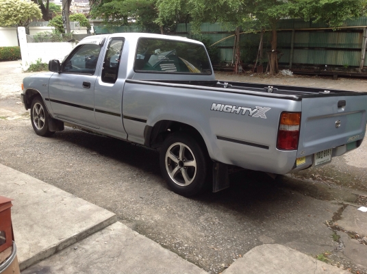 Toyota mighty xปี96พร้อมใช้เอกสารพร้อมโอน Toyota mighty xปี96พร้อมใช้เอกสารพร้อมโอน