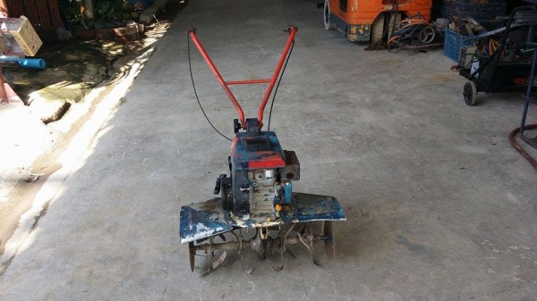 รถพรวนดินเดินตาม YANMAR ขนาด 2.5 แรง เก่าญี่ปุ่น พร้อมชุดพรวนดิน สภาพดี รถพรวนดินเดินตาม YANMAR ขนาด 2.5 แรง เก่าญี่ปุ่น พร้อมชุดพรวนดิน สภาพดี