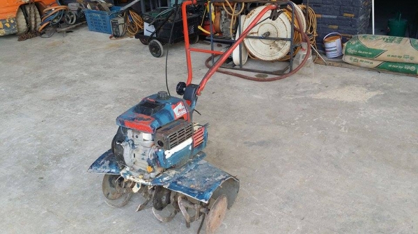 รถพรวนดินเดินตาม YANMAR ขนาด 2.5 แรง เก่าญี่ปุ่น พร้อมชุดพรวนดิน สภาพดี รถพรวนดินเดินตาม YANMAR ขนาด 2.5 แรง เก่าญี่ปุ่น พร้อมชุดพรวนดิน สภาพดี