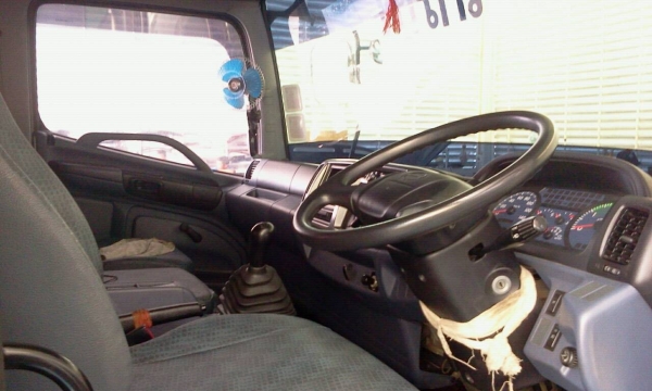 ขายรถ6 ล้อหัวลาก พร้อมลูกลากเสริมแผงข้าง HINO เครื่องยนต์ J08B 212 แรงม้า