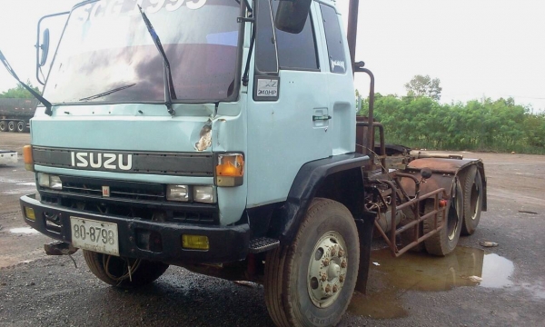 (มี3ชุด)10ล้อหัวลาก240นางฟ้า+พร้อมหางเซมิดั้มของสามมิตร..หัวหางปี*2538 รถห้างแท้ สภาพดีใช้ได้..เล่มพร้อม