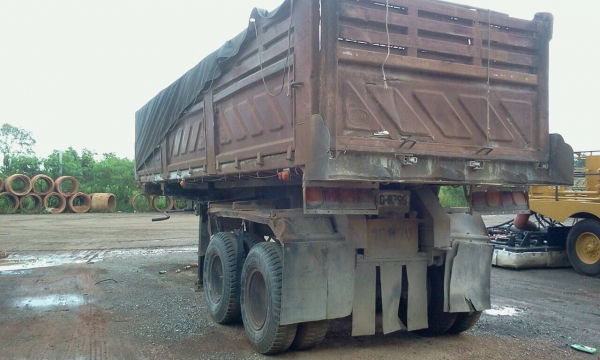 (มี3ชุด)10ล้อหัวลาก240นางฟ้า+พร้อมหางเซมิดั้มของสามมิตร..หัวหางปี*2538 รถห้างแท้ สภาพดีใช้ได้..เล่มพร้อม