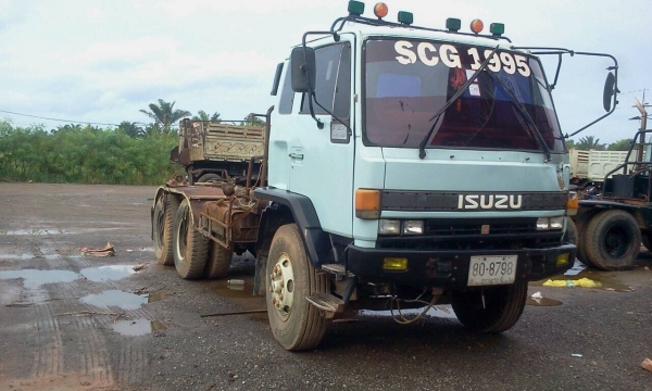 (มี3ชุด)10ล้อหัวลาก240นางฟ้า+พร้อมหางเซมิดั้มของสามมิตร..หัวหางปี*2538 รถห้างแท้ สภาพดีใช้ได้..เล่มพร้อม