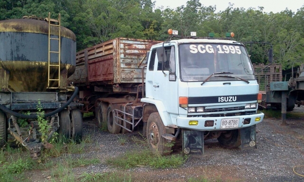 (มี3ชุด)10ล้อหัวลาก240นางฟ้า+พร้อมหางเซมิดั้มของสามมิตร..หัวหางปี*2538 รถห้างแท้ สภาพดีใช้ได้..เล่มพร้อม