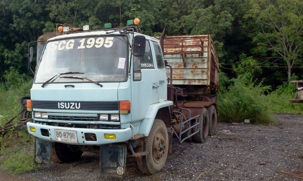 (มี3ชุด)10ล้อหัวลาก240นางฟ้า+พร้อมหางเซมิดั้มของสามมิตร..หัวหางปี*2538 รถห้างแท้ สภาพดีใช้ได้..เล่มพร้อม