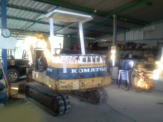 ขายรถแบคโฮ  KOMATSU  PC 20-6  ขายรถเก่านอก  ยังไม่เคยใช้ในไทย  เครื่องดี ปั้มแรง เอวแน่น  รถทำงานไวขายราคาถูก  มีเอกสารพร้อง  เจ้าของขายเองค่ะ