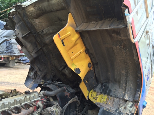 6ล้อตู้แห้ง195แรงFF3HPLA...ช่วงล้อยาว5ม.ตู้มีเนียมสวยยาว7.20ม. รถสวย ห้างแท้ เดิมๆ รถบรรทุกเฟอร์นิเจอ..ที่นอน