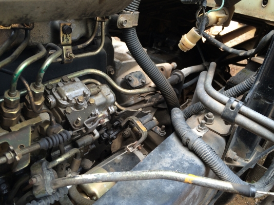 6ล้อตู้แห้ง195แรงFF3HPLA...ช่วงล้อยาว5ม.ตู้มีเนียมสวยยาว7.20ม. รถสวย ห้างแท้ เดิมๆ รถบรรทุกเฟอร์นิเจอ..ที่นอน