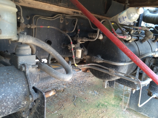 6ล้อตู้แห้ง195แรงFF3HPLA...ช่วงล้อยาว5ม.ตู้มีเนียมสวยยาว7.20ม. รถสวย ห้างแท้ เดิมๆ รถบรรทุกเฟอร์นิเจอ..ที่นอน