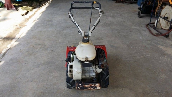 รถพรวนดินเดินตาม MITSUBISHI ขนาด 3.5 แรง เก่าญี่ปุ่น พร้อมชุดพรวนดิน สภาพดี รถพร้อมทำงาน เครื่องยนต์ติดง่าย รถพรวนดินเดินตาม MITSUBISHI ขนาด 3.5 แรง เก่าญี่ปุ่น พร้อมชุดพรวนดิน สภาพดี รถพร้อมทำงาน เครื่องยนต์ติดง่าย