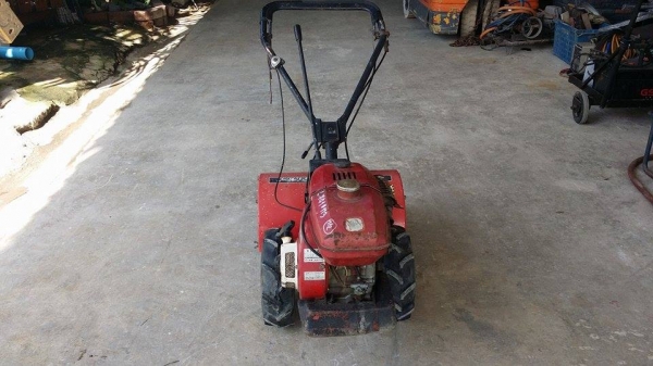 รถพรวนดินเดินตาม MITSUBISHI ขนาด 3.5 แรง เก่าญี่ปุ่น พร้อมชุดพรวนดิน สภาพดี รถพร้อมทำงาน เครื่องยนต์ติดง่าย รถพรวนดินเดินตาม MITSUBISHI ขนาด 3.5 แรง เก่าญี่ปุ่น พร้อมชุดพรวนดิน สภาพดี รถพร้อมทำงาน เครื่องยนต์ติดง่าย