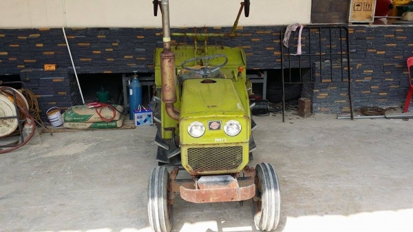 รถไถพรวนดินนั่งขับ YANMAR 13 แรง เก่าญี่ปุ่น สภาพพร้อมใช้งาน เครื่องยนต์แรงและติดง่าย คุณภาพดี รถไถพรวนดินนั่งขับ YANMAR 13 แรง เก่าญี่ปุ่น สภาพพร้อมใช้งาน เครื่องยนต์แรงและติดง่าย คุณภาพดี