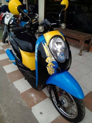 Honda Scoopy i สีน้ำเงิน ดำ ลาย VIVID ME รถสวย ประหยัดน้ำมัน