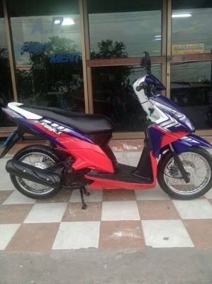 Honda Click i รถสวย ประหยัดน้ำมัน สีน้ำเงินแดง ลาย Street Honda Click i รถสวย ประหยัดน้ำมัน สีน้ำเงินแดง ลาย Street