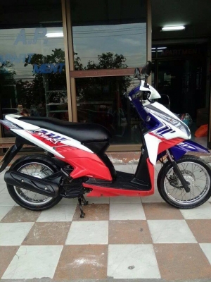 Honda Click i รถสวย ประหยัดน้ำมัน สีน้ำเงินแดง ลาย Street Honda Click i รถสวย ประหยัดน้ำมัน สีน้ำเงินแดง ลาย Street
