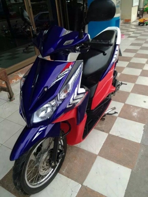 Honda Click i รถสวย ประหยัดน้ำมัน สีน้ำเงินแดง ลาย Street Honda Click i รถสวย ประหยัดน้ำมัน สีน้ำเงินแดง ลาย Street