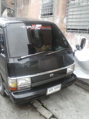 TOYOTA ไฮเอชพร้อมใช้สวยๆ0812793086ไก่