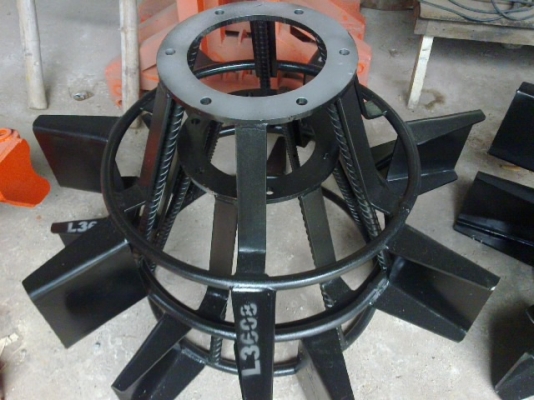 ล้อกันจมใหม่ 3608, 4708 เหล็กวงใหญ่ 7 ใบ แข็งแรง ใช้กับนาน้ำได้ดี 8500 เท่านั้น  0817807317