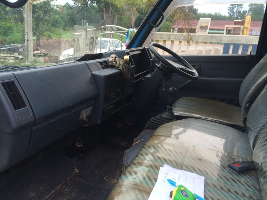 6ล้อท้ายลาดTOYOTA BU12-000230 วางเครื่อง100แรงB-0061300  วางหัวเก๋งใหม่ ยาง750-16  รถสวยดี...เล่ม ม.79ไว้ เอกสารครบ