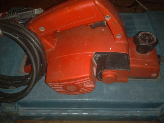 กบไฟฟ้า Maktec MT190