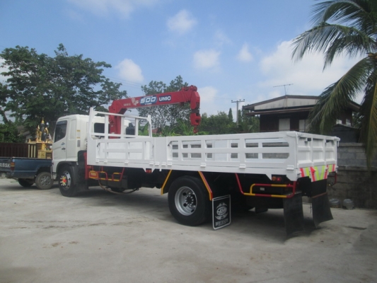 หลุดมัดจำ 6 ล้อ  HINO เมกก้า 212  ปี  50  ติดเครน UNIC  4 ชัก