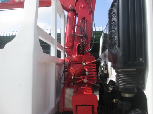 หลุดมัดจำ 6 ล้อ  HINO เมกก้า 212  ปี  50  ติดเครน UNIC  4 ชัก