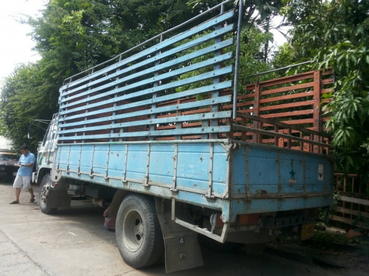 รถบรรทุก 6 ล้อใหญ่ ISUZU รุ่น 3458511 ปี 2534 ราคา 250,000 บ.