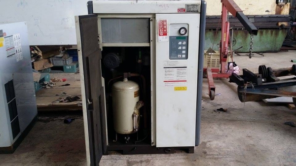 ปั๊มลมสกรู เก่าญี่ปุ่น MITSUI SEIKI Z086 ขนาด 10 แรง สภาพสวย พร้อมใช้งาน ปั๊มลมสกรู เก่าญี่ปุ่น MITSUI SEIKI Z086 ขนาด 10 แรง สภาพสวย พร้อมใช้งาน