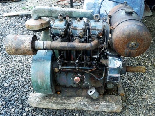 ขายเครื่อง RUSTON 3 สูบ
