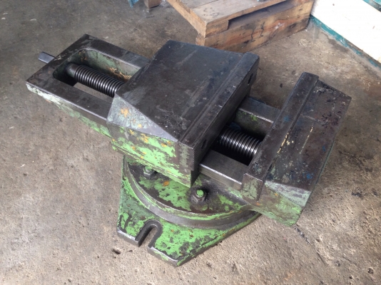 ขายปากกาจับชิ้นงานขนาดใหญ่ หน้ากว้าง 10 นิ้ว หมุนปรับองศาได้ ปากสวย หมุนนิ่ม พร้อมใช้งาน