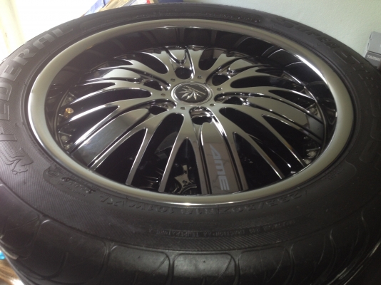 ต้องการขาย ขายล้อแม็ก 18 พร้อมยาง 235 50 18 6 รู