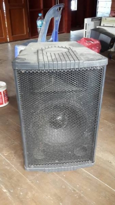 ตู้ลำโพง 1 คู่ ยี่ห้อ HIGH SPEAKER 11นิ้ว ตู้ลำโพง 1 คู่ ยี่ห้อ HIGH SPEAKER 11นิ้ว