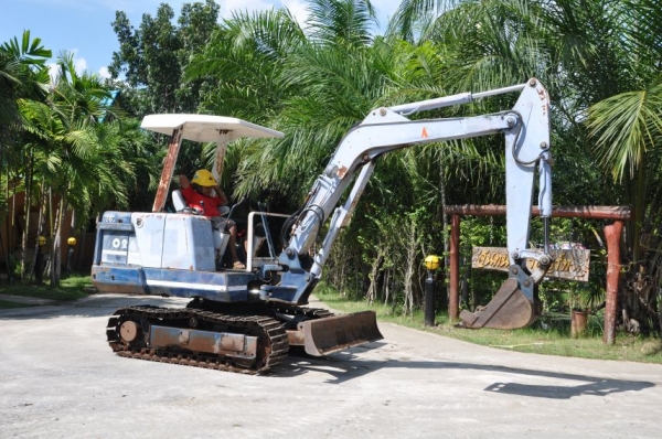 ขายแบคโฮ KUBOTA KH26 สวยเดิมจากญี่ปุ่นยังไม่เคยใช้ในไทย 240,000เท่านั้น!!!