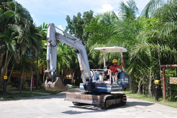 ขายแบคโฮ KUBOTA KH26 สวยเดิมจากญี่ปุ่นยังไม่เคยใช้ในไทย 240,000เท่านั้น!!!